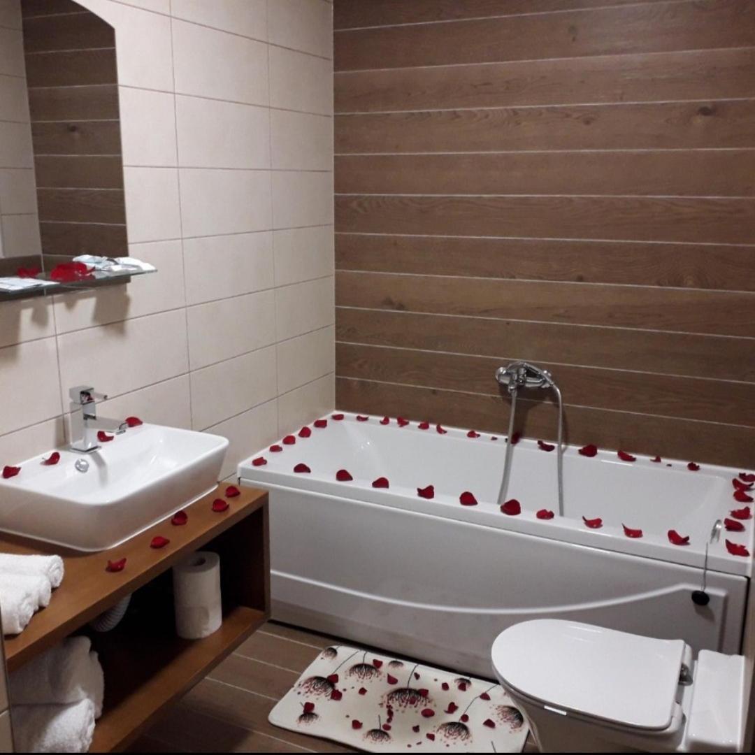 Hotel Rafaelo Bosanska Dubica Exteriör bild